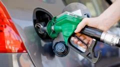 US Pauses Iran Attacks Oil Prices Plunge Amid Diplomacy