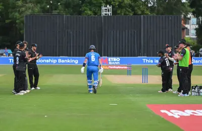 Kent sneak home to send Joe Denly off with win