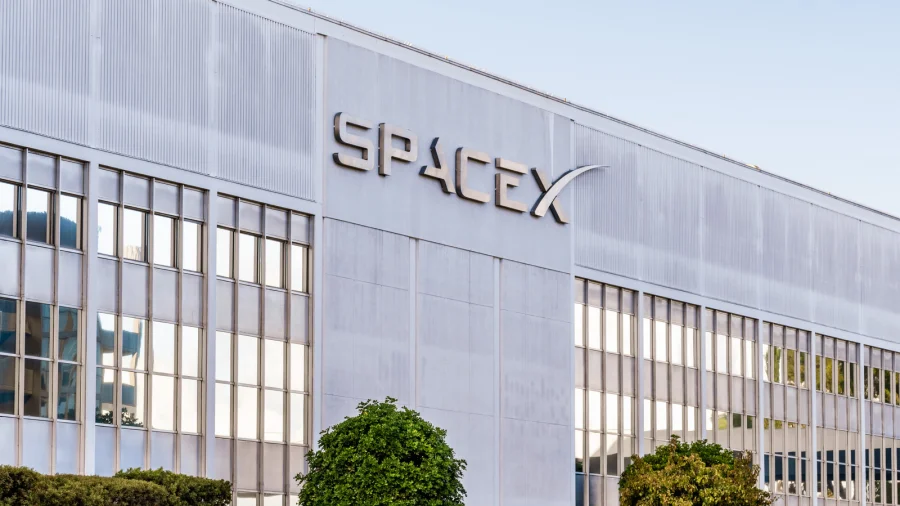 SpaceXAI Turbine Removal at Mississippi Data Center Takes Year