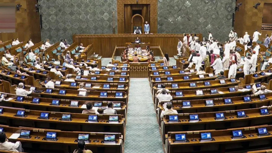 Parliament Panel to Meet Social Media Over Privacy