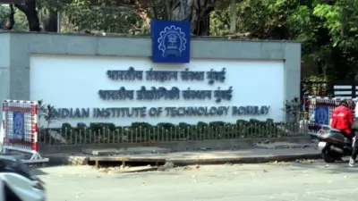 IIT Bombay Canteens Shut by FDA for No Licences