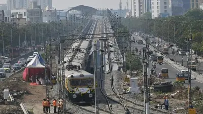 Railway Accident Inquiry Teams Now Must Camp at Crash Sites
