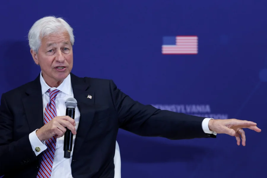 US Dollar Reserve Warning from Jamie Dimon