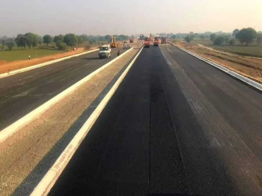 लखनऊ-कानपुर एक्सप्रेसवे फिर धंसा, जानिए कारण