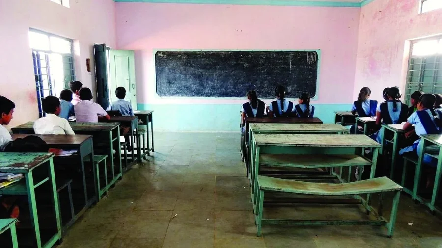 Balrampur Schools Ban Outsiders and YouTubers in New Order