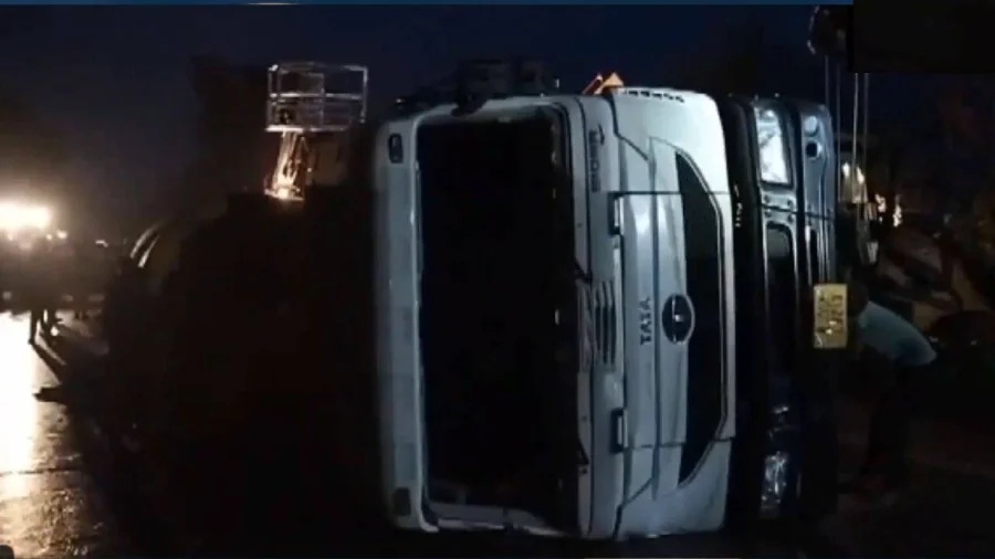 Madhya Pradesh Bus Crash Kills 5, Injures 20