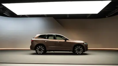 New Volvo XC60 and XC90 Hybrids Double Electric Range
