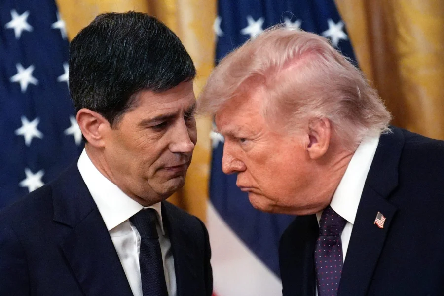 Fed Rate Hike Shocks Trump as Warsh Votes Unanimous