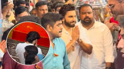 Ranveer Singh visits Lalbaugcha Raja, seeks blessings of Lord Ganesha - Videos